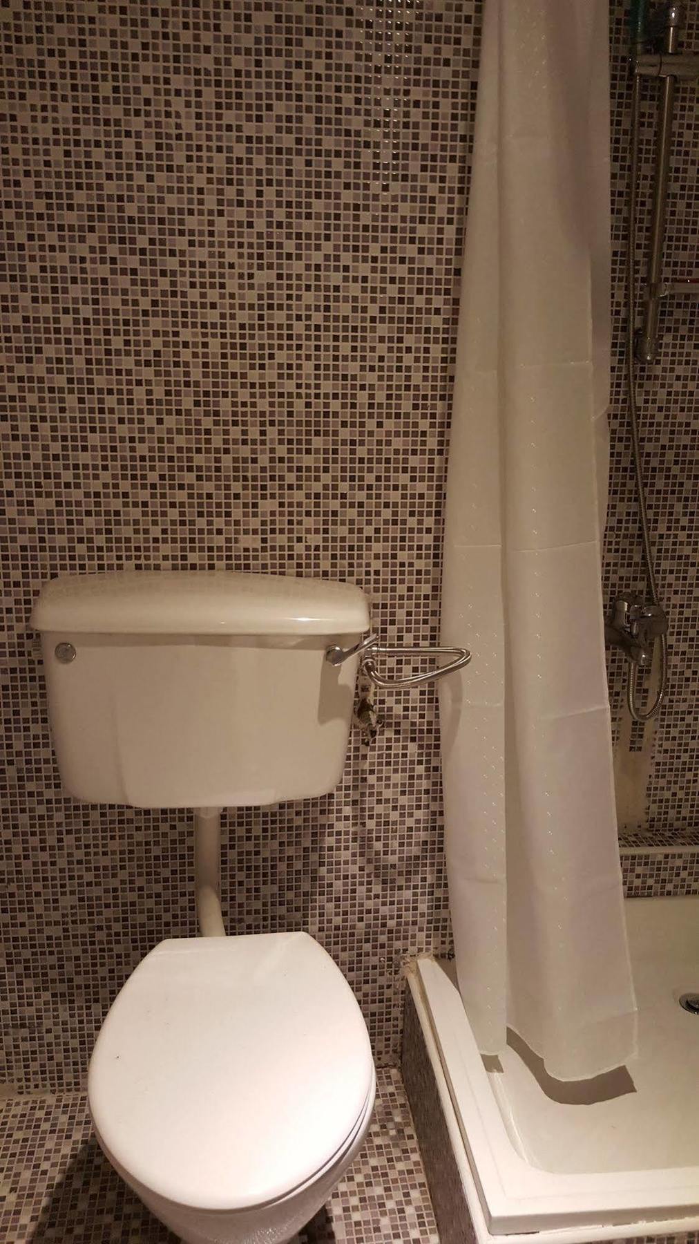 Golden Gate Hotel Κούμασι Εξωτερικό φωτογραφία