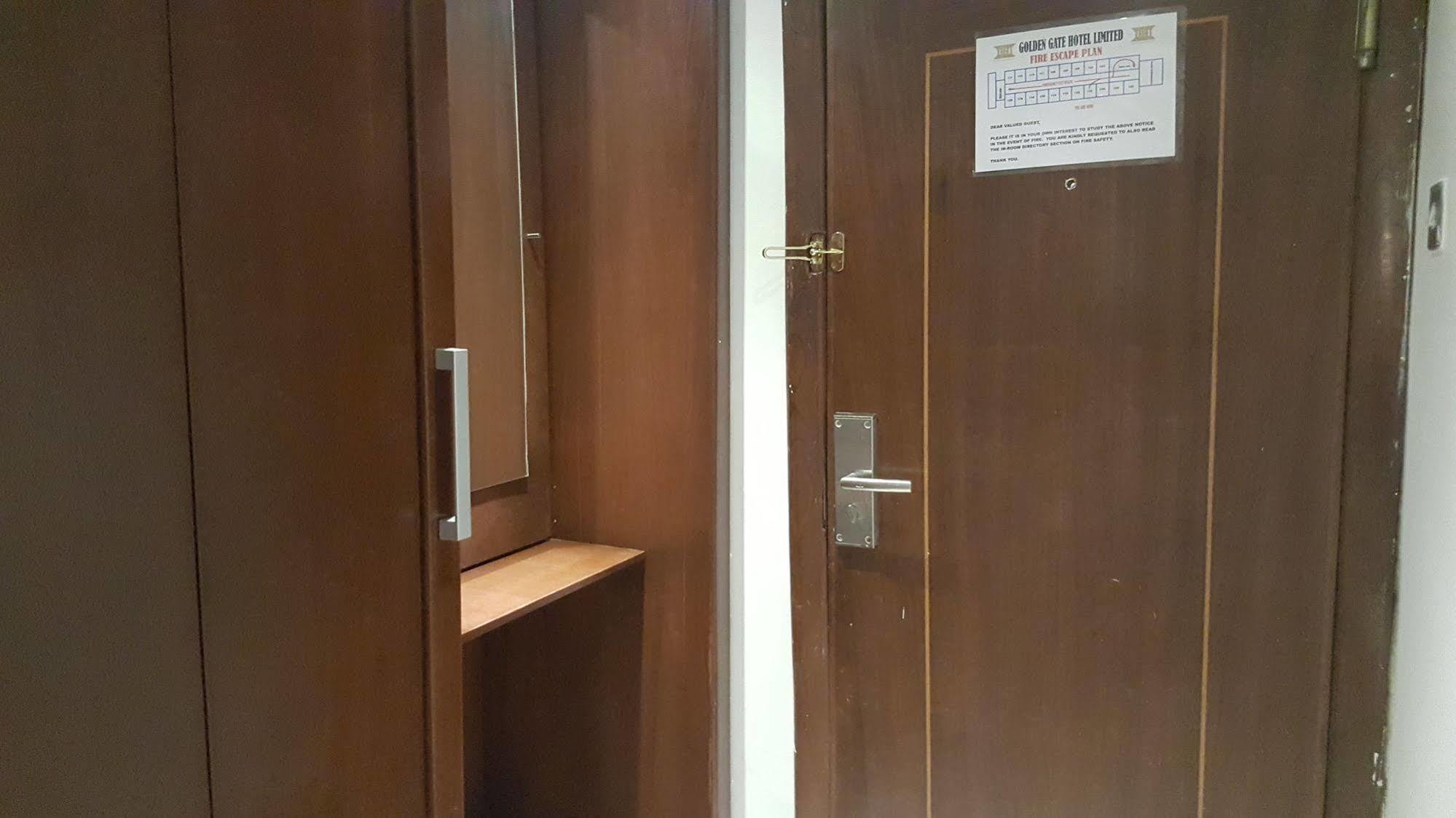 Golden Gate Hotel Κούμασι Εξωτερικό φωτογραφία