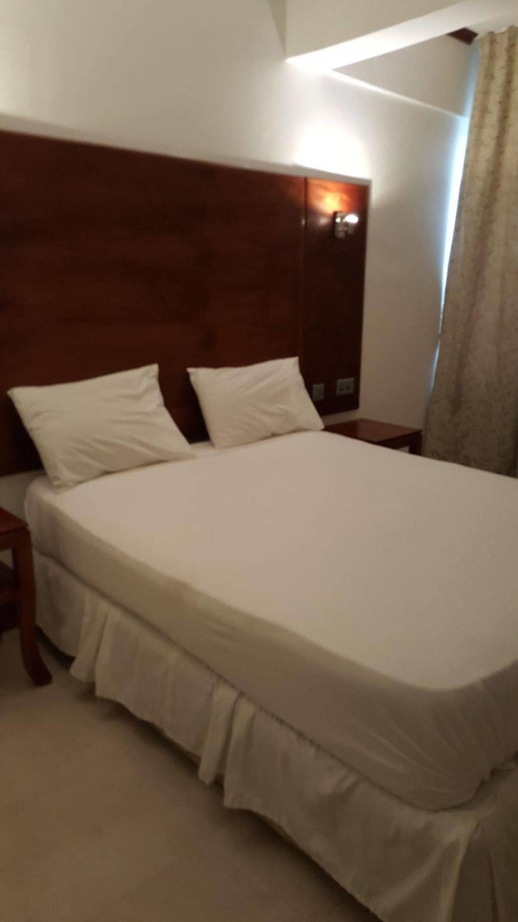 Golden Gate Hotel Κούμασι Εξωτερικό φωτογραφία